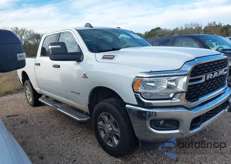 2024 Ram 2500 Big Horn 4X4 6'4 Box z USA, uszkodzony, nr VIN 3C6UR5DL5RG340236